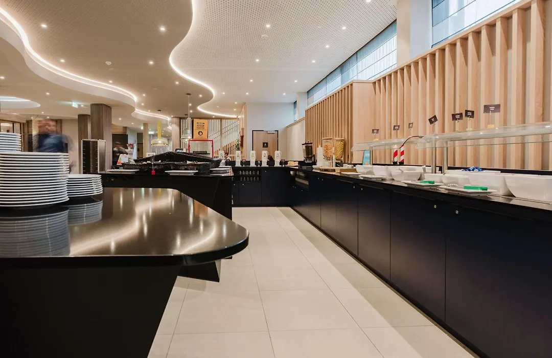 Hampton By Hilton Vienna City West-1